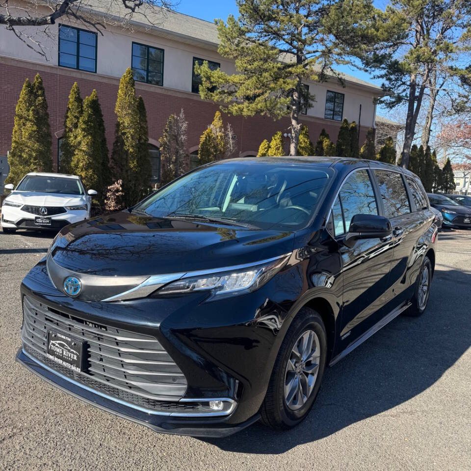 2021 Toyota Sienna for sale at Toms River Auto Sales in Lakewood, NJ