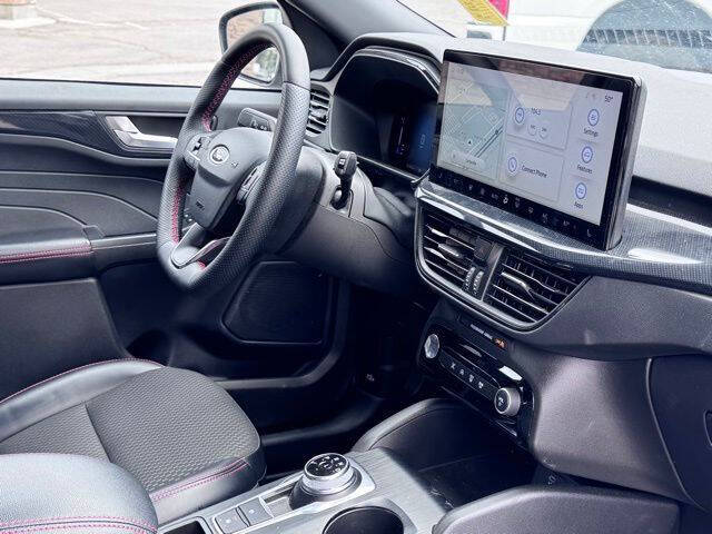 2023 Ford Escape ST-Line Select
