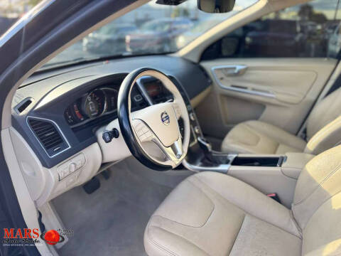 2016 Volvo XC60 T5 Drive-E Premier