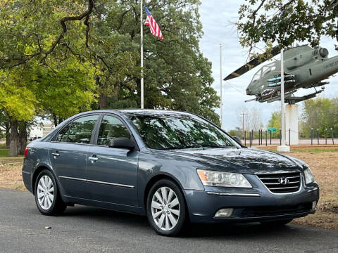 2010 Hyundai Sonata for sale at Every Day Auto Sales in Shakopee MN