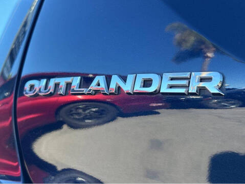 2023 Mitsubishi Outlander PHEV SEL