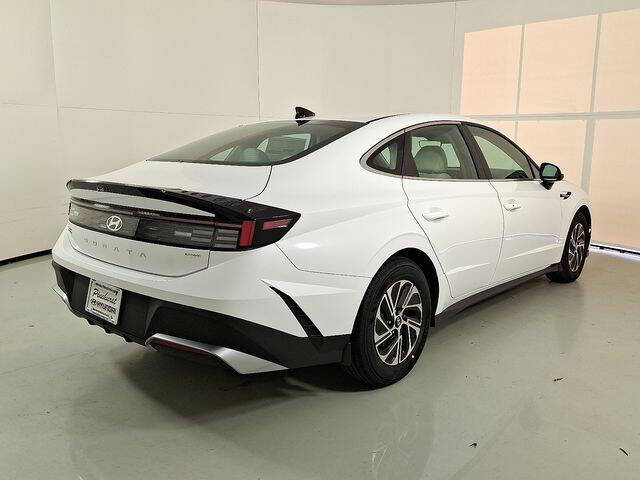 2026 Hyundai Sonata Hybrid Blue