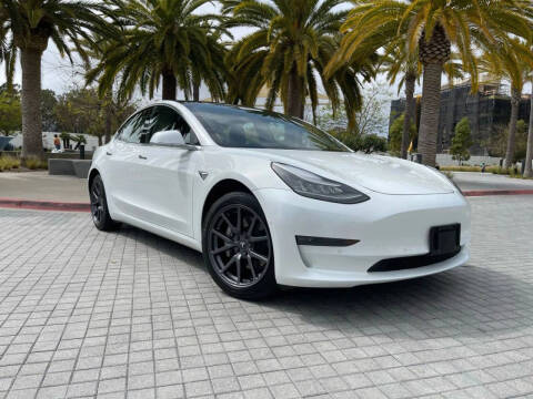 2020 Tesla Model 3 Standard Range Plus