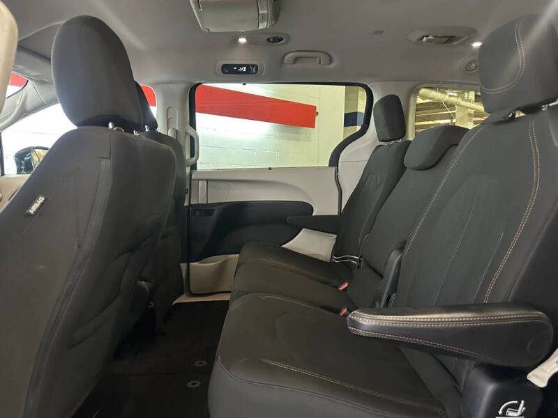 2018 Chrysler Pacifica Touring Plus