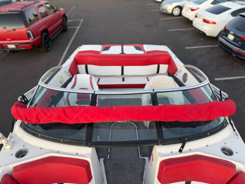 2013 Four Winns 200H