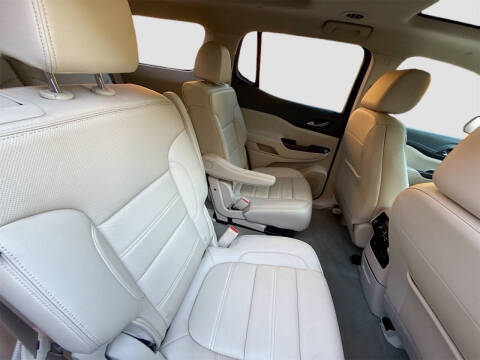 2022 GMC Acadia Denali