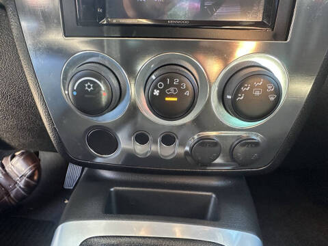 2009 HUMMER H3T Luxury