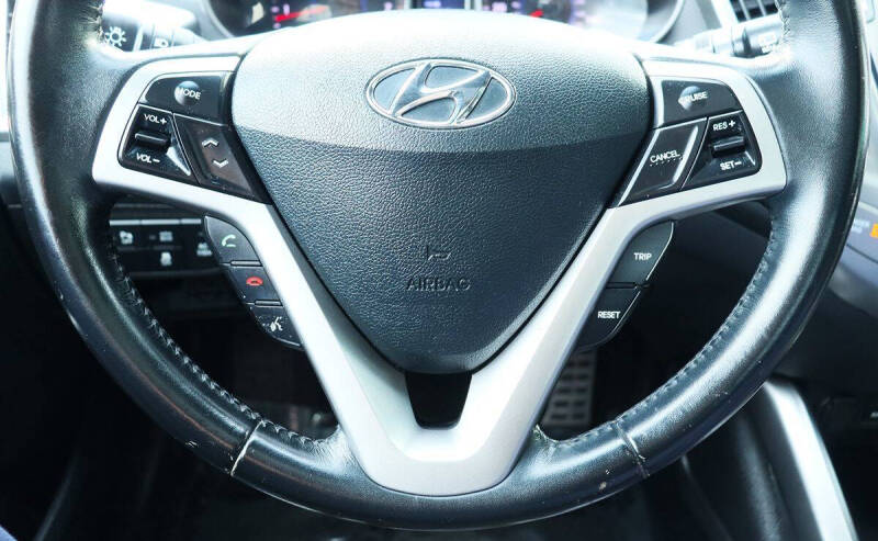 2016 Hyundai Veloster