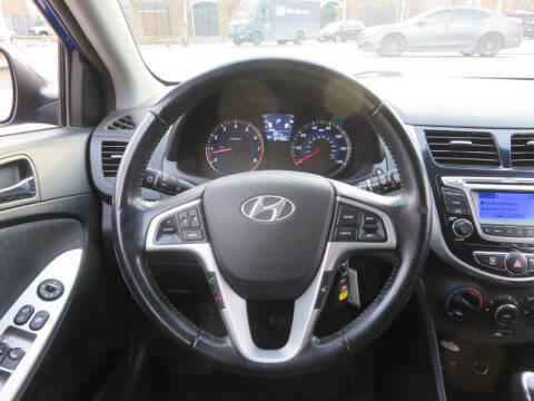 2014 Hyundai Accent SE