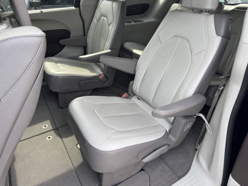 2018 Chrysler Pacifica Touring L Plus