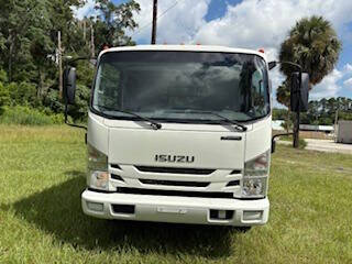 2019 Isuzu NPR HD