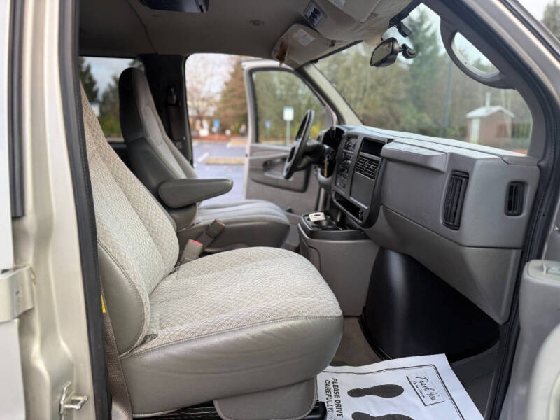 2005 Chevrolet Express 3500