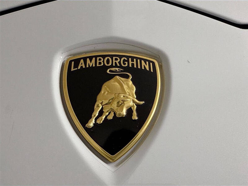 2020 Lamborghini Urus