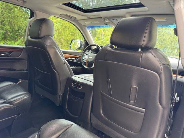 2020 Cadillac Escalade ESV Luxury