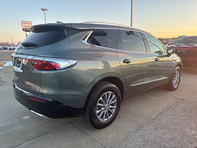 2024 Buick Enclave Essence