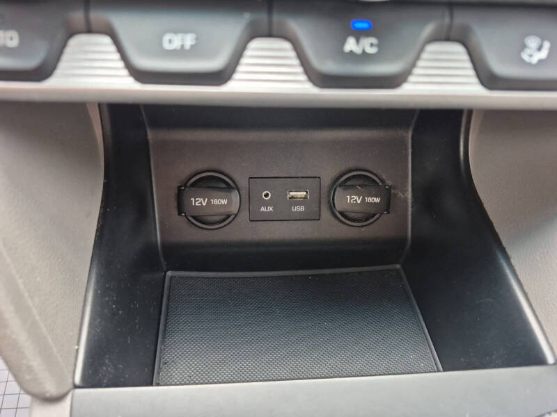 2020 Hyundai Elantra