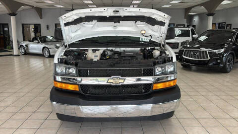 2018 Chevrolet Express LT 2500