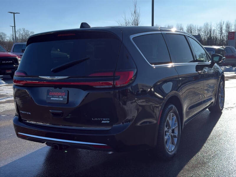 2026 Chrysler Pacifica Limited