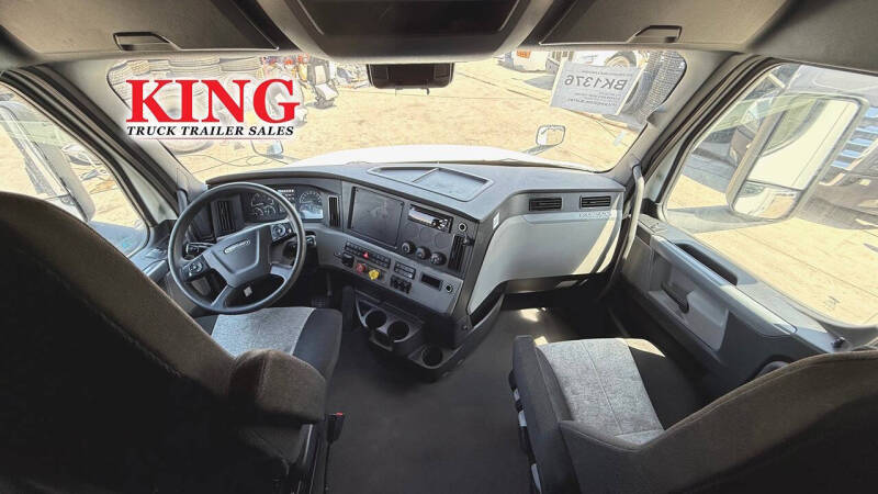 2021 Freightliner Cascadia