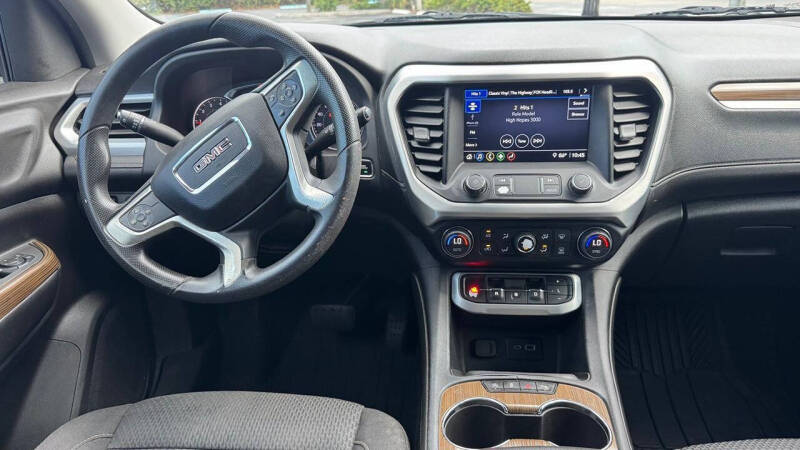 2021 GMC Acadia SLE