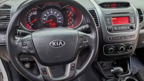 2015 Kia Sorento LX