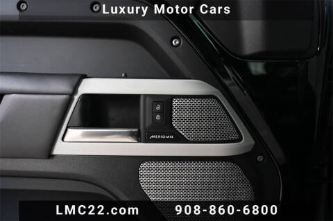 2023 Land Rover Defender 130 X-Dynamic SE