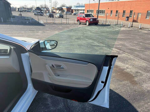 2016 Volkswagen CC 2.0T Sport