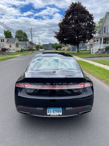 2017 Lincoln MKZ Select