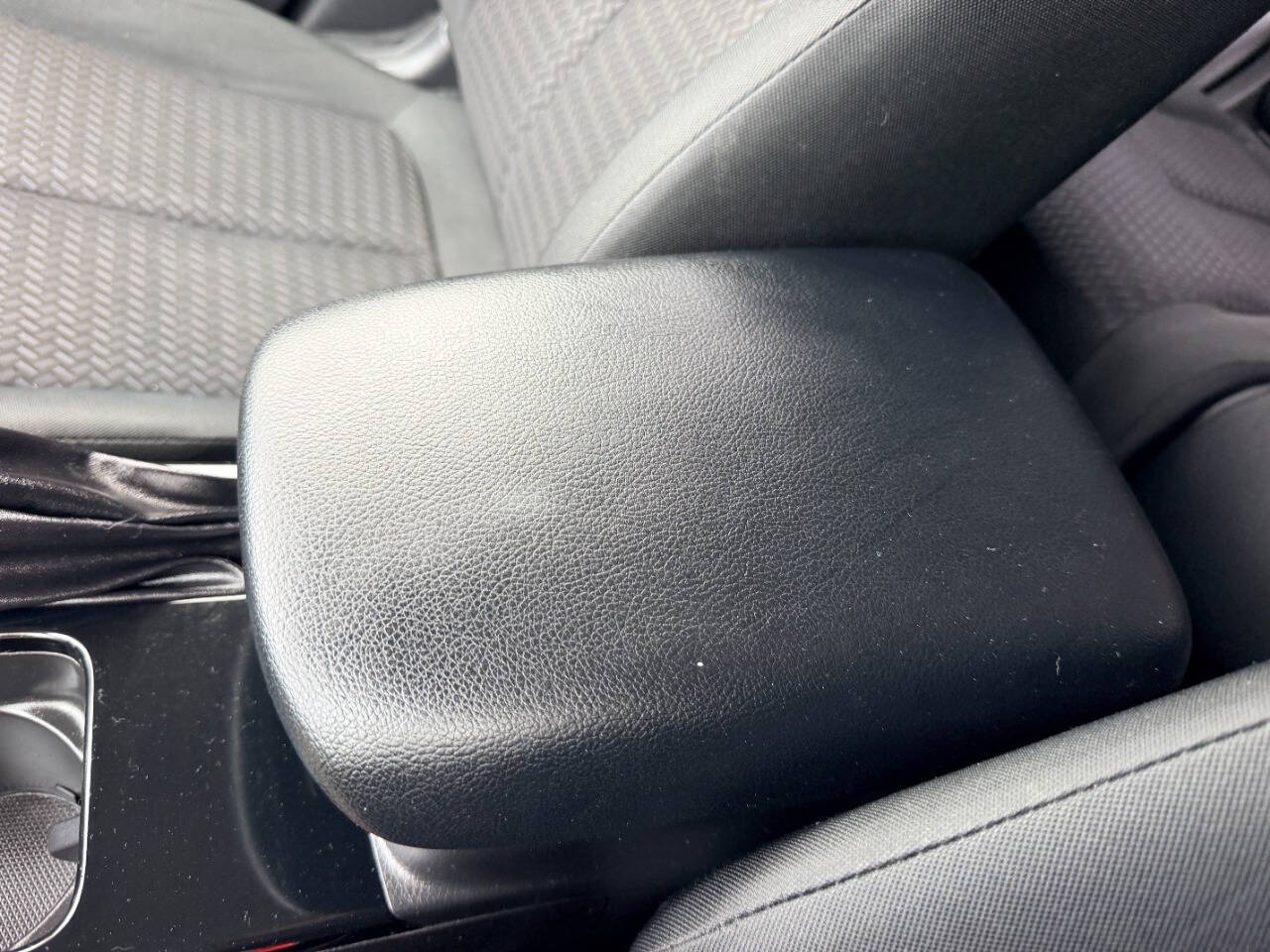 MitsubishiEclipse Cross44