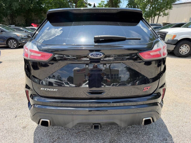 2019 Ford Edge ST
