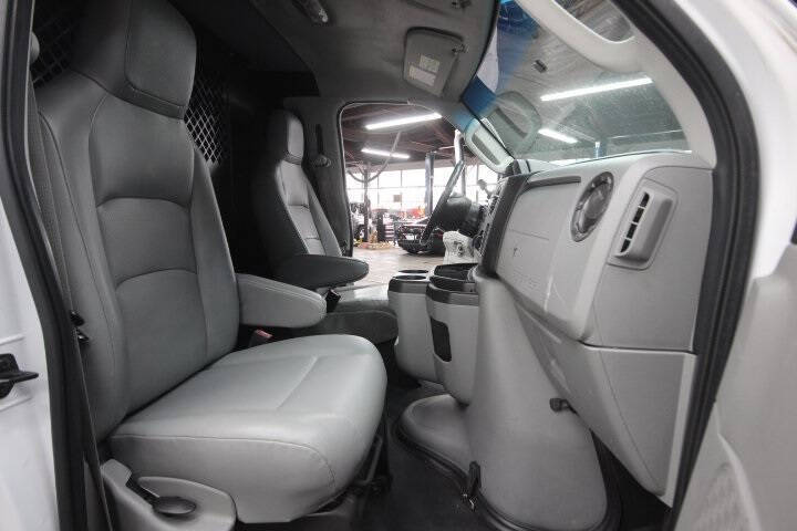2013 Ford E-Series E-250