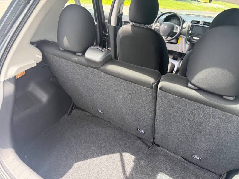 2024 Mitsubishi Mirage ES