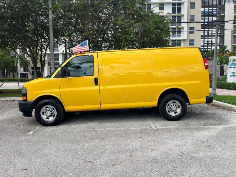 2020 Chevrolet Express 2500