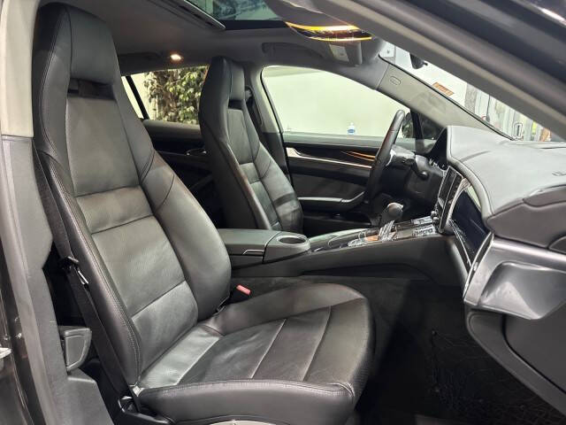 2011 Porsche Panamera