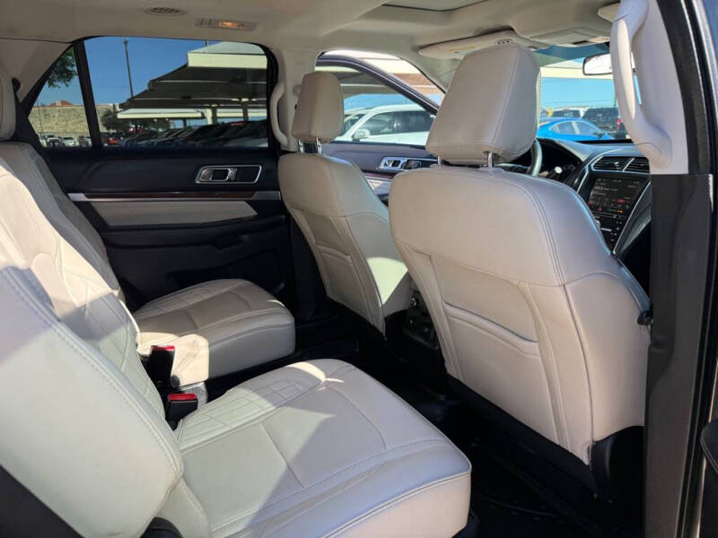 2018 Ford Explorer Platinum