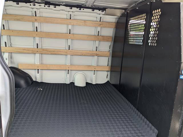 2024 GMC Savana 2500