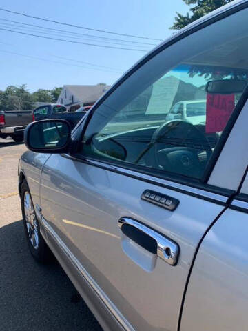 2010 Mercury Grand Marquis LS