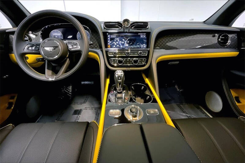 2025 Bentley Bentayga