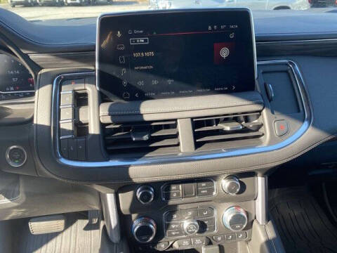 2023 GMC Yukon XL SLT