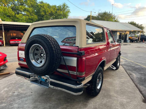 1990 Ford Bronco for sale at TROPHY MOTORS in New Braunfels TX