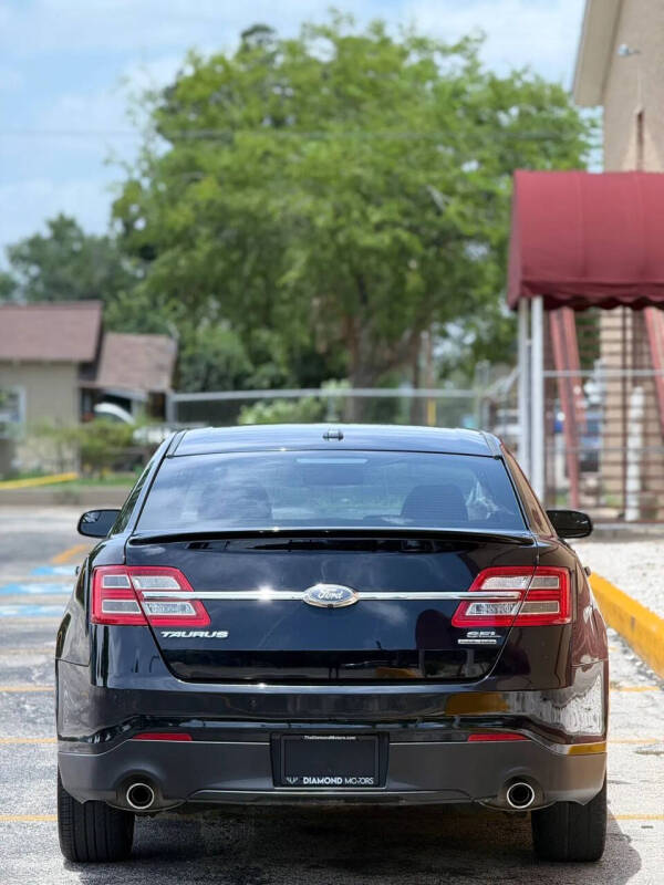 2018 Ford Taurus SEL