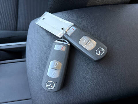 2013 Mazda MAZDA3 i Touring