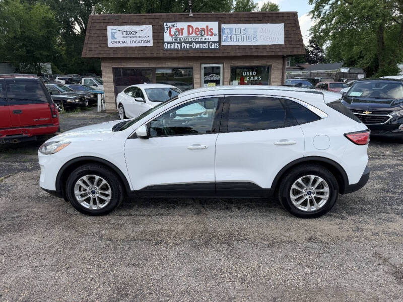 2020 Ford Escape SE