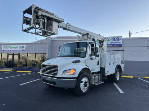2015 Freightliner M2 106