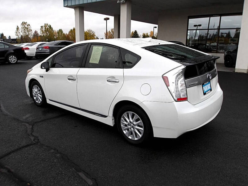 2013 Toyota Prius Plug-in Hybrid Advanced
