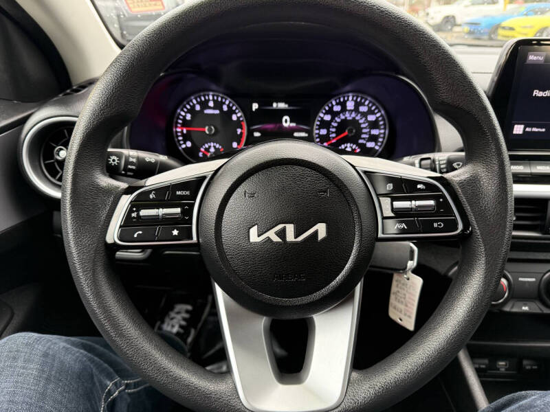 2023 Kia Forte LXS