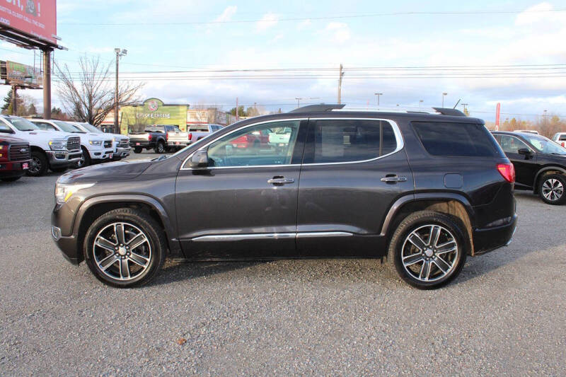 2017 GMC Acadia Denali