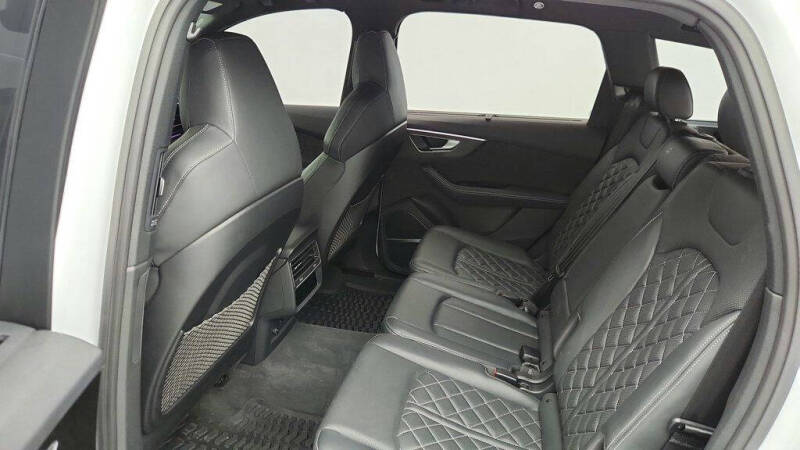 2022 Audi SQ7 4.0T quattro Prestige