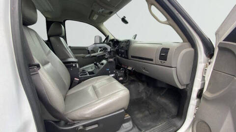 2013 Chevrolet Silverado 3500HD CC