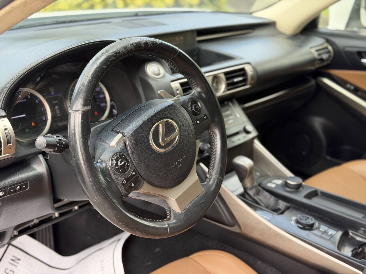 2014 Lexus IS - $11,900